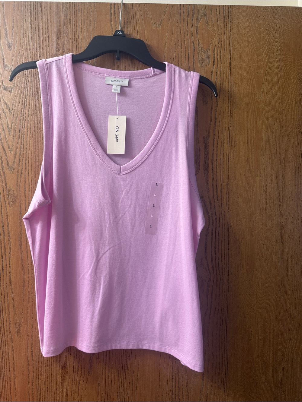 ON 34hLavender V-Neck Tank Top - Women's